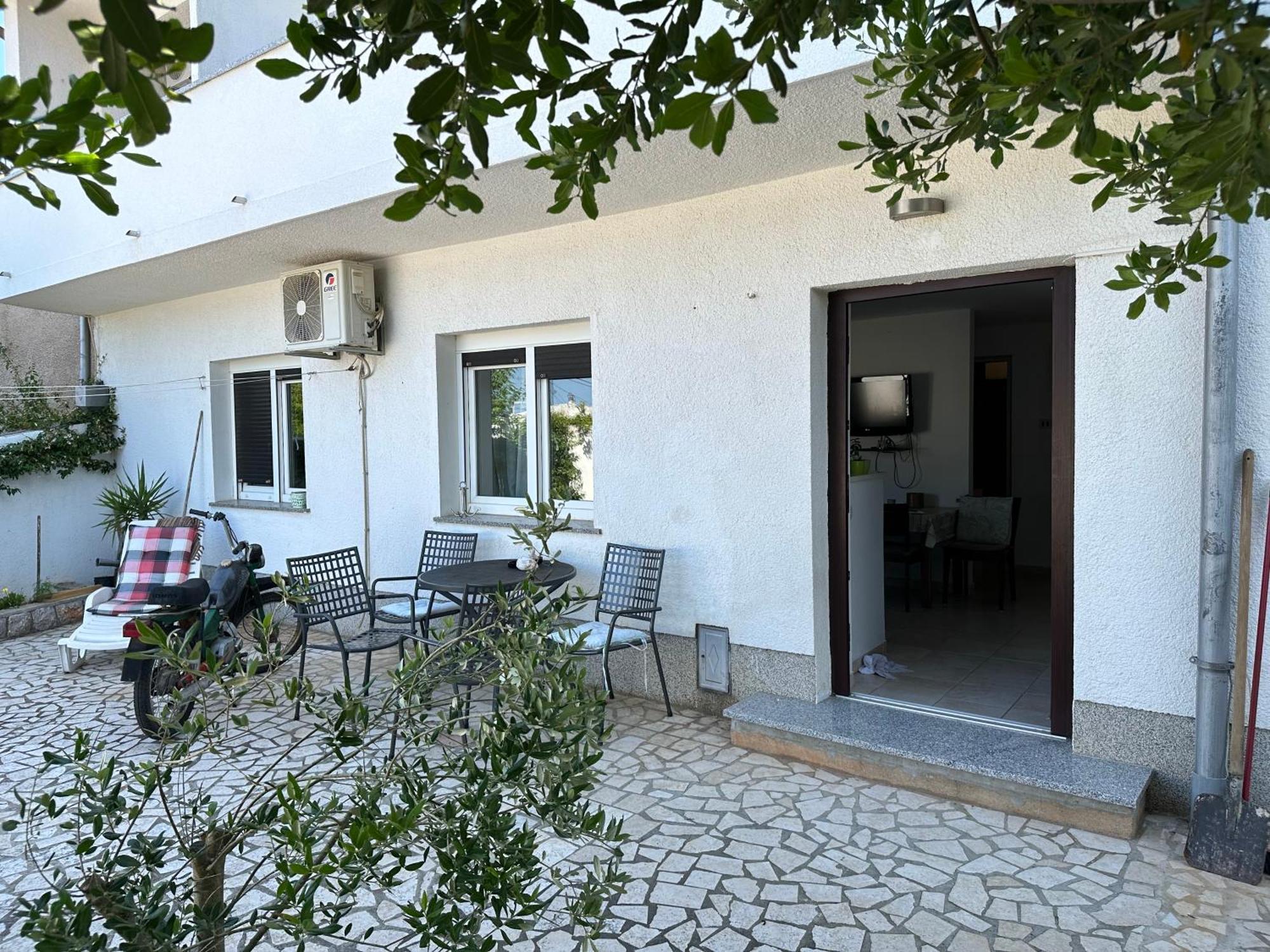 Villa Beba - Apartments Senj  Buitenkant foto