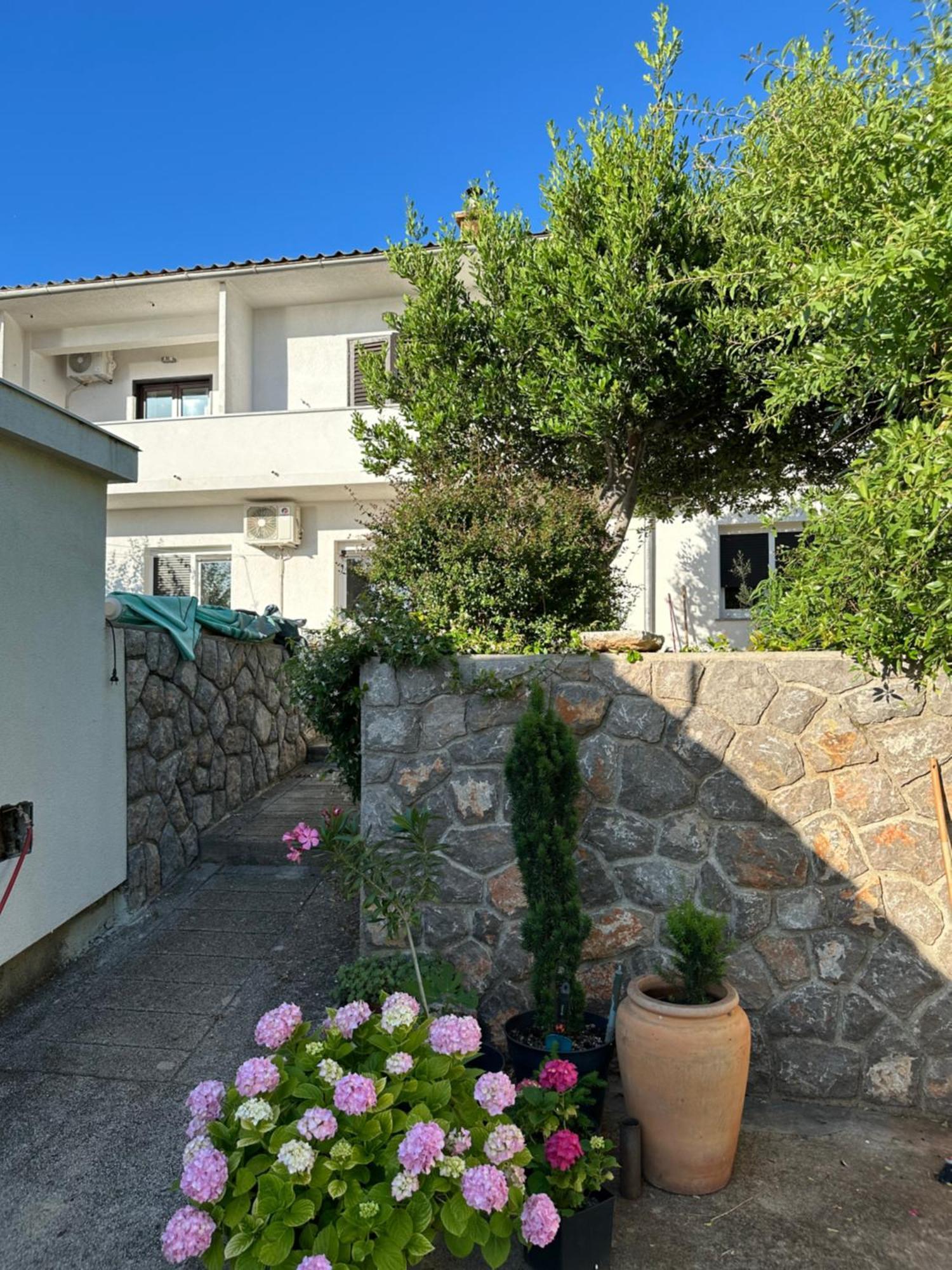 Villa Beba - Apartments Senj  Buitenkant foto